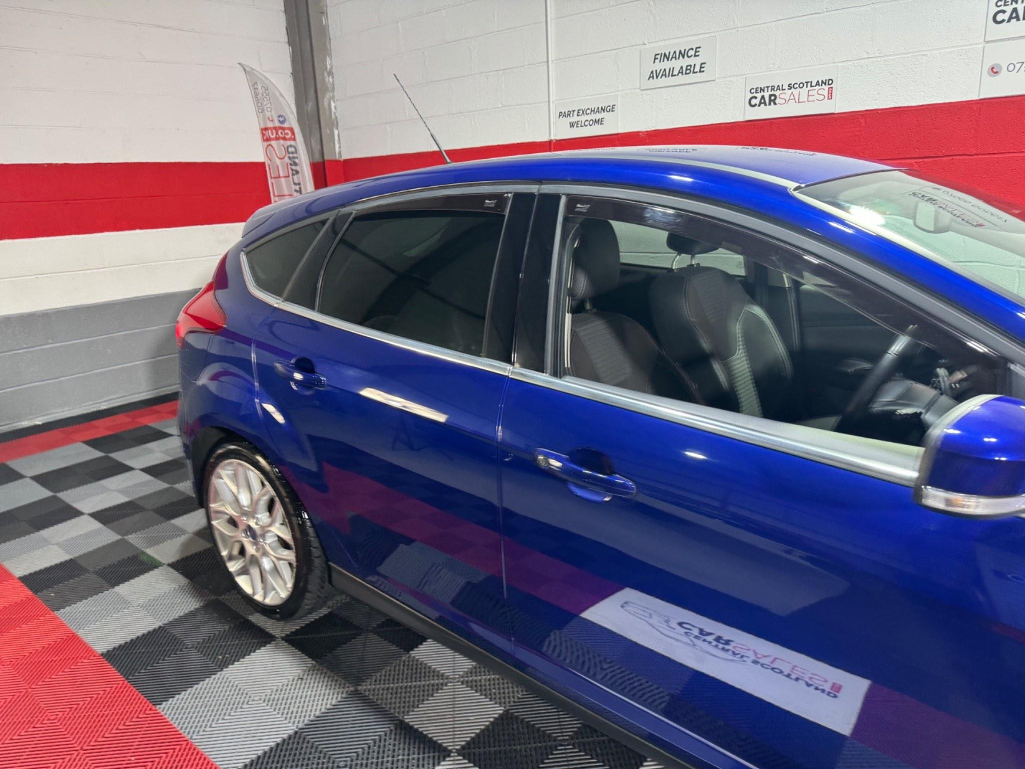 Used 2016 Ford Focus 1.0T EcoBoost Titanium X Euro 6 (s/s) 5dr for sale